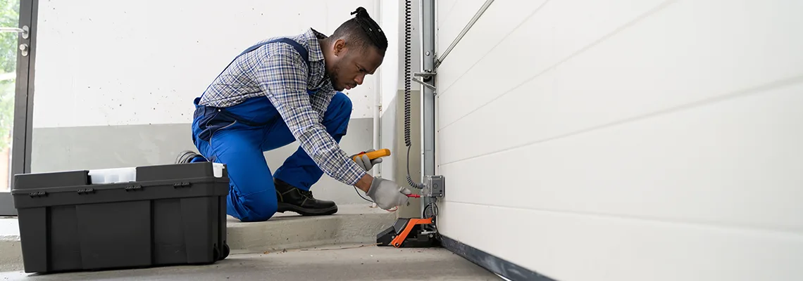 Repair Garage Door Not Closing But Light Flashing in Hallandale Beach